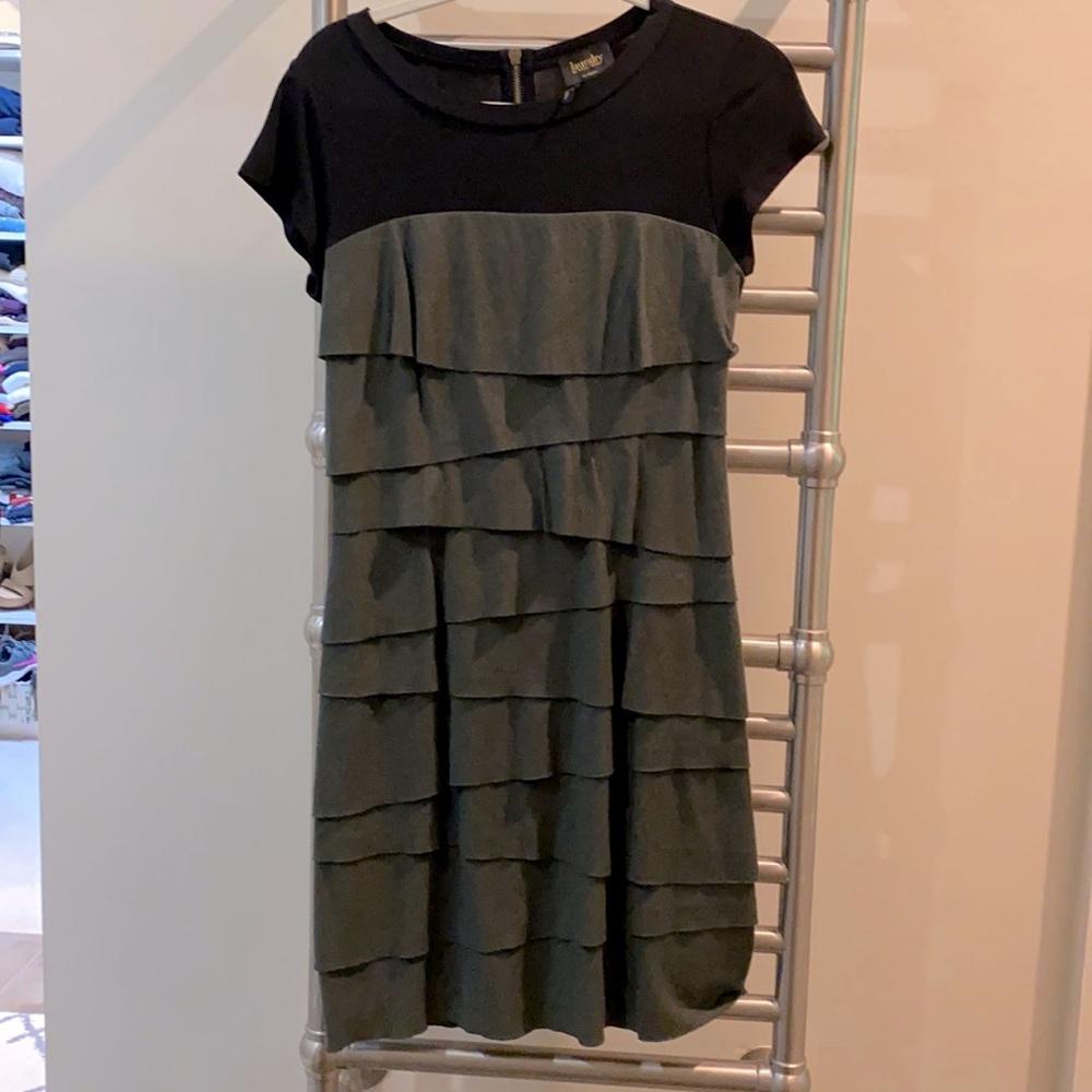 Dress size 8 laundry by Shelli Segal